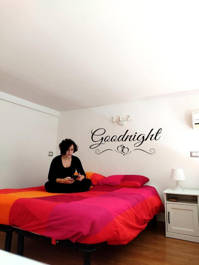 Ale & Tizy House Bed and Breakfast Neapel Exteriör bild